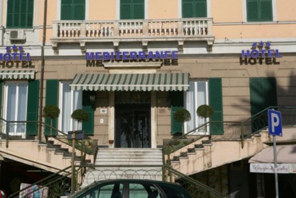 Hotel Mediterranee Genua Exterior foto