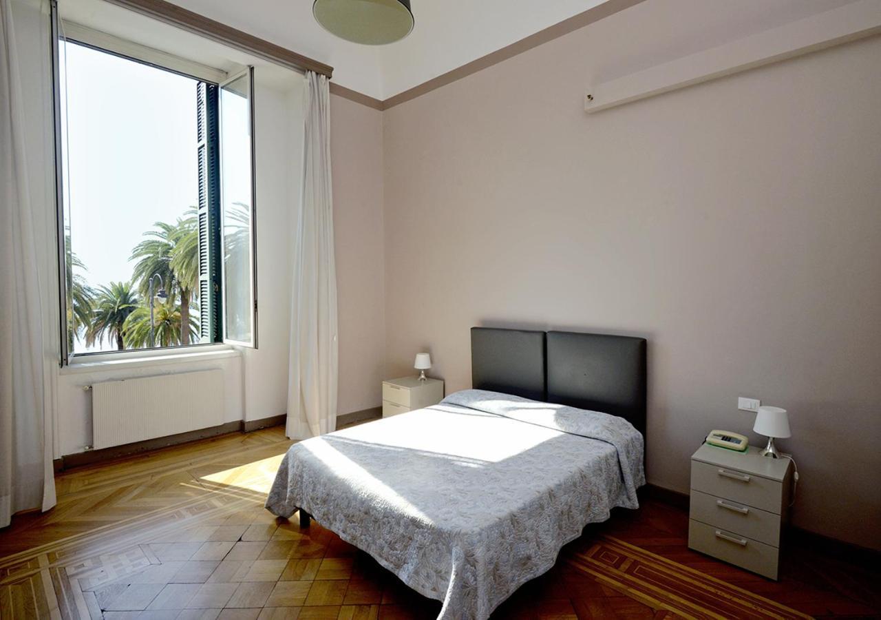 Hotel Mediterranee Genua Exterior foto